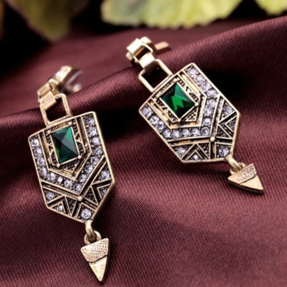 Two Tones Vintage Gold Earrings - Picture 3 of 6